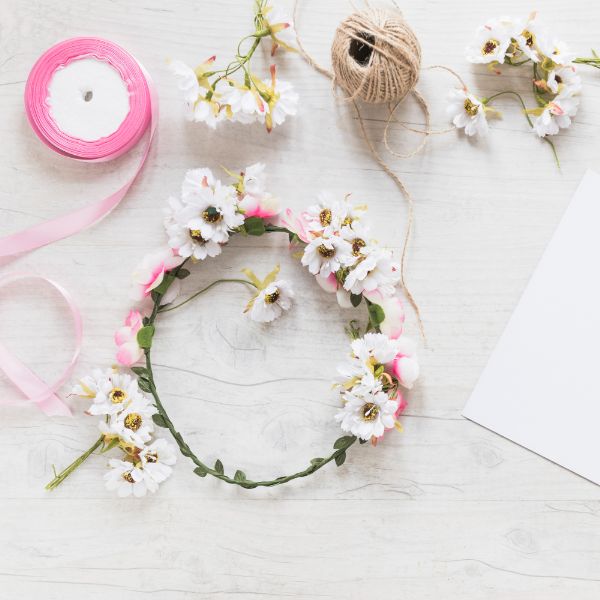 coronas de flores para comunion niña