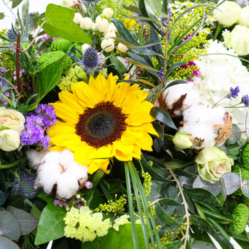 Corona de flor estacional