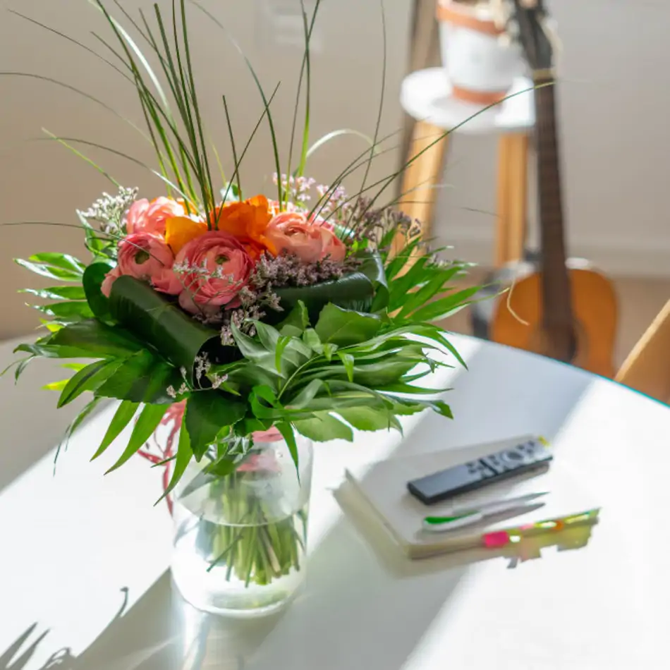 Minijarrón de ranúnculos