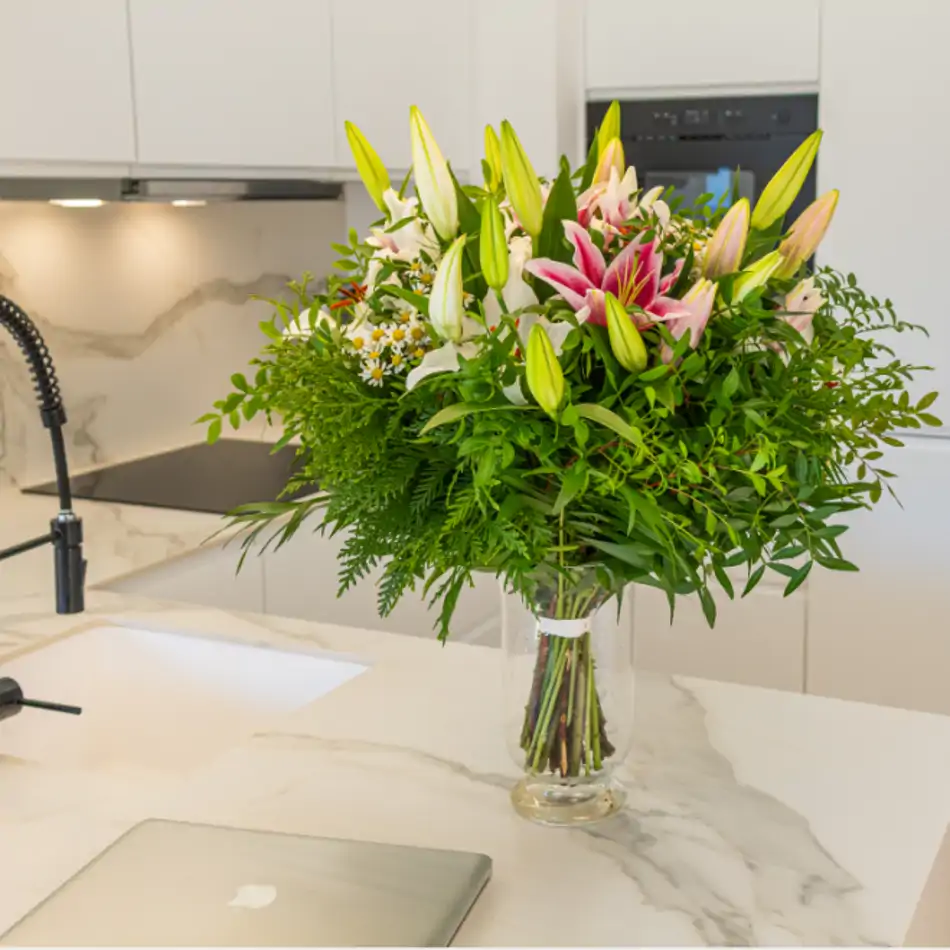 Ramo de lilium asterguey