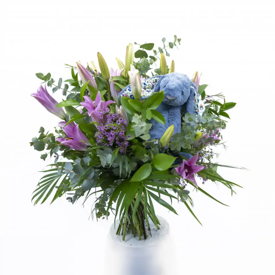 Ramo de liliums rosados con peluche