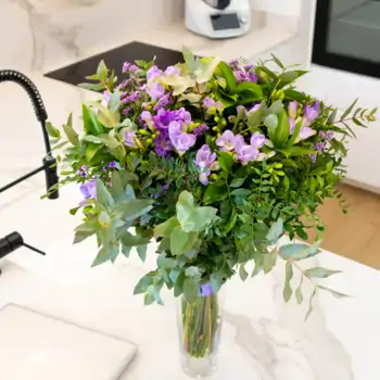 Comprar Ramo de fresias en Barcelona